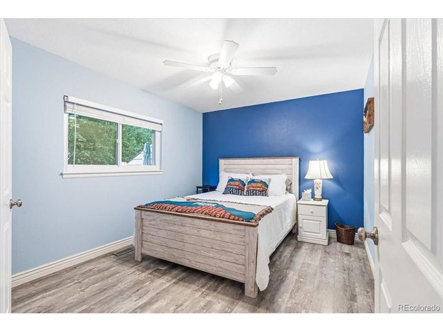 7677 S Monaco Cir, Centennial, CO 80112