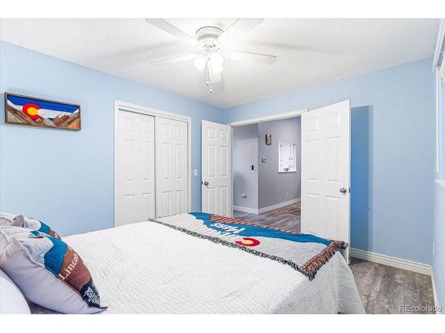 7677 S Monaco Cir, Centennial, CO 80112