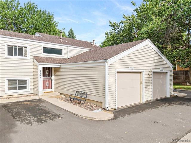 7677 S Monaco Cir, Centennial, CO 80112