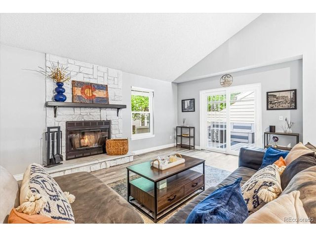 7677 S Monaco Cir, Centennial, CO 80112