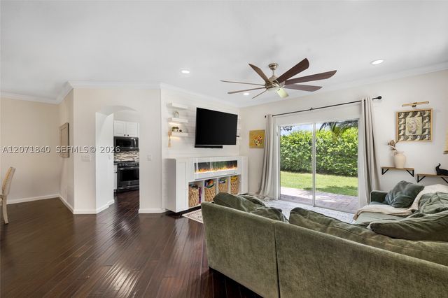 4501 Windmill Palm Way 4501, Green Acres, FL 33463