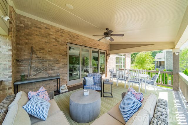 701 Copper Tree Lane, Waxhaw, NC 28173