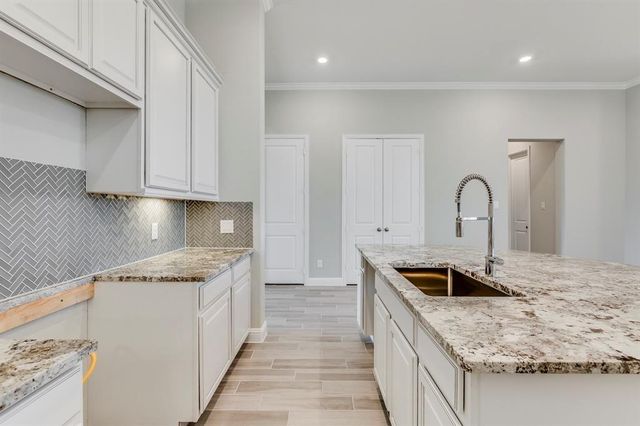 8019 Clearwater Glen Court, Richmond, TX 77407