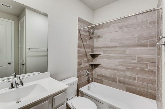 8019 Clearwater Glen Court, Richmond, TX 77407