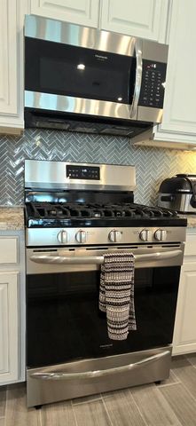 8019 Clearwater Glen Court, Richmond, TX 77407