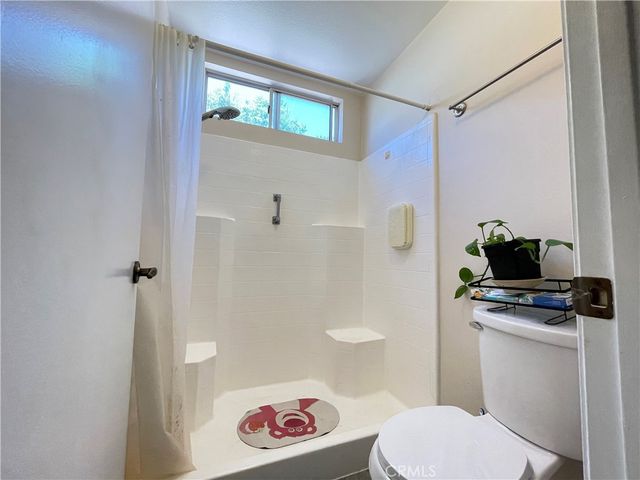 5913 Oakmont, Banning, CA 92220
