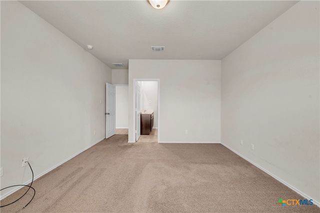 6106 Amelia Earhart Boulevard, Killeen, TX 76543