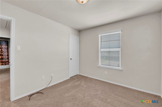 6106 Amelia Earhart Boulevard, Killeen, TX 76543