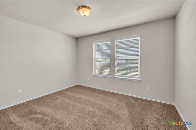 6106 Amelia Earhart Boulevard, Killeen, TX 76543