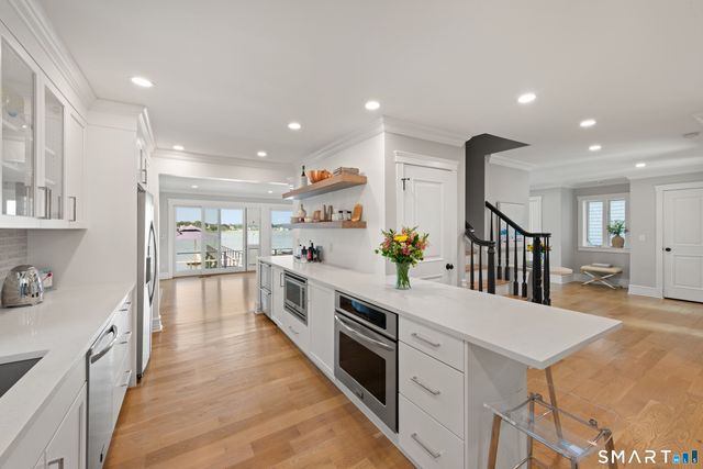 30 Shorefront Park, Norwalk, CT 06854