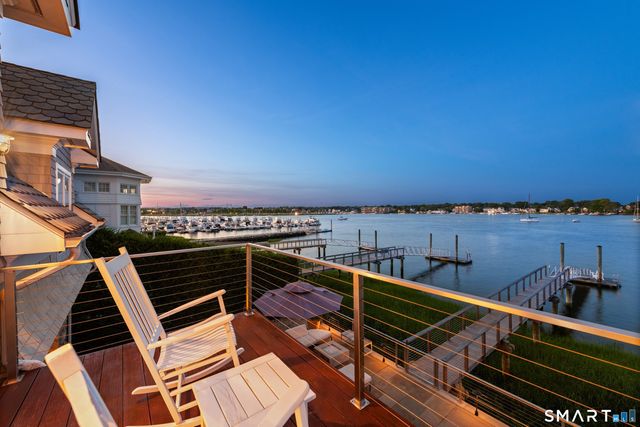30 Shorefront Park, Norwalk, CT 06854