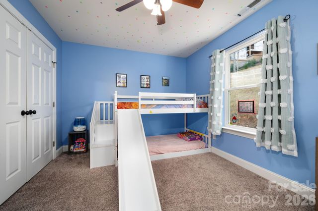 21 Moss Pink Place, Asheville, NC 28806