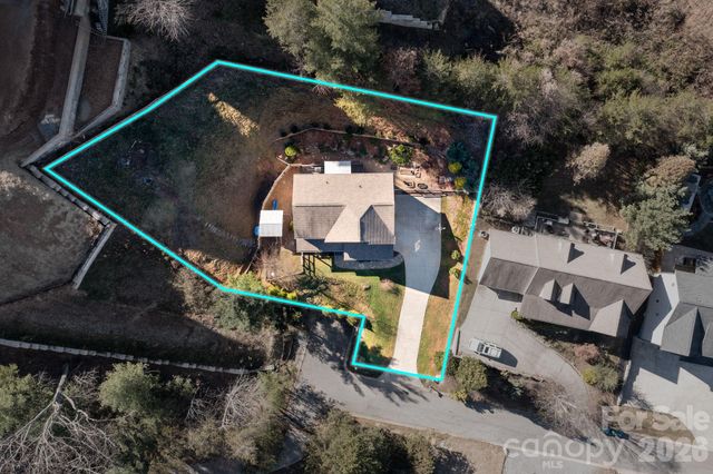 21 Moss Pink Place, Asheville, NC 28806