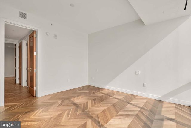 300 International Dr Unit 1904, Baltimore, MD 21202