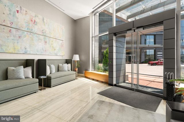 300 International Dr Unit 1904, Baltimore, MD 21202