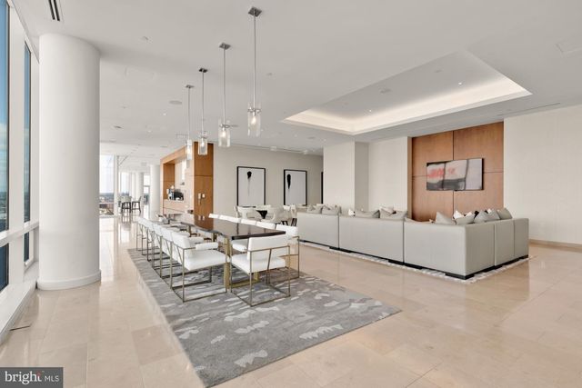 300 International Dr Unit 1904, Baltimore, MD 21202