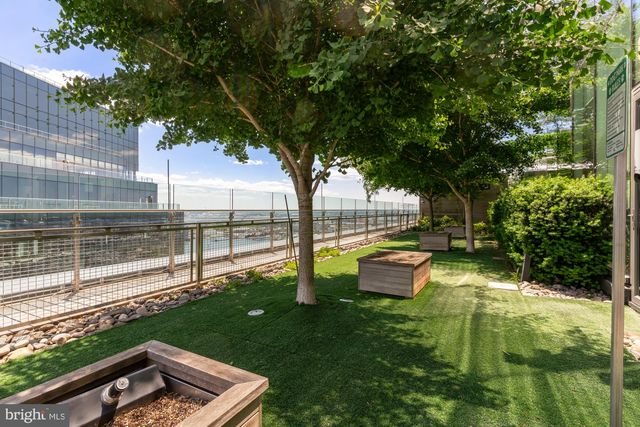 300 International Dr Unit 1904, Baltimore, MD 21202