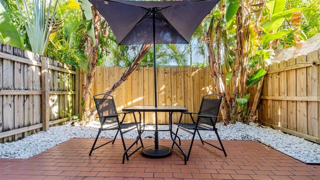 3014 NE 21st Terrace, Fort Lauderdale, FL 33306