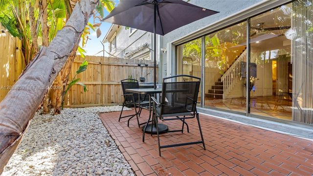 3014 NE 21st Terrace, Fort Lauderdale, FL 33306