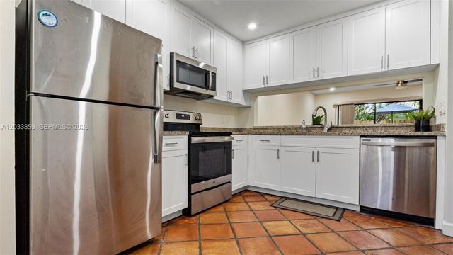 3014 NE 21st Terrace, Fort Lauderdale, FL 33306