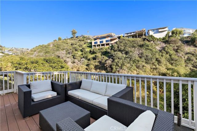 1315 Dunning Drive B, Laguna Beach, CA 92651