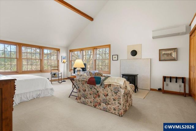 41235 Oupor Dr, Scio, OR 97374