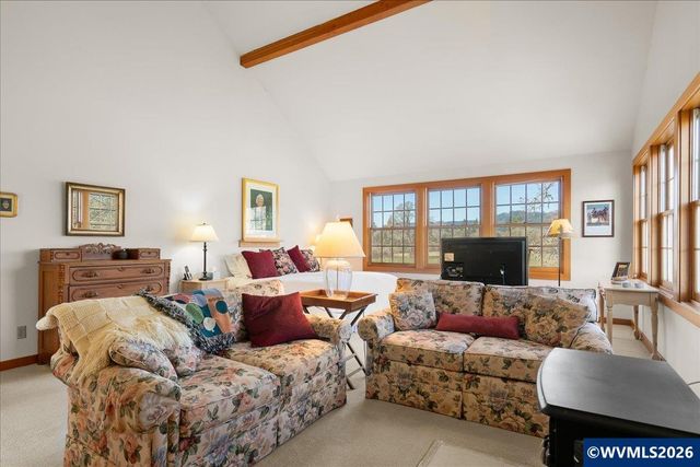 41235 Oupor Dr, Scio, OR 97374