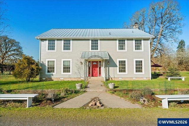 41235 Oupor Dr, Scio, OR 97374