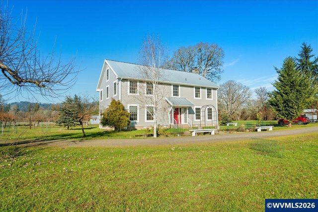 41235 Oupor Dr, Scio, OR 97374