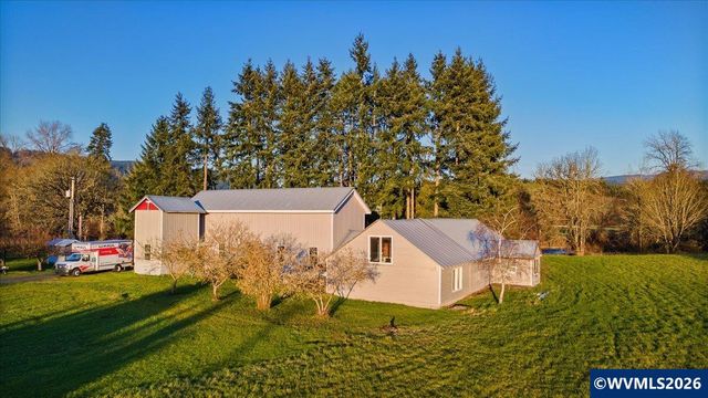 41235 Oupor Dr, Scio, OR 97374