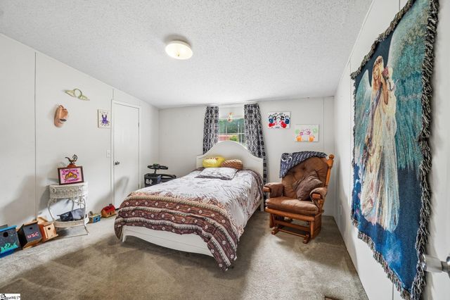 620 Courtland Way, Greer, SC 29651