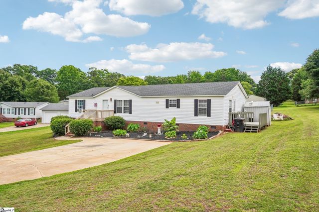 620 Courtland Way, Greer, SC 29651