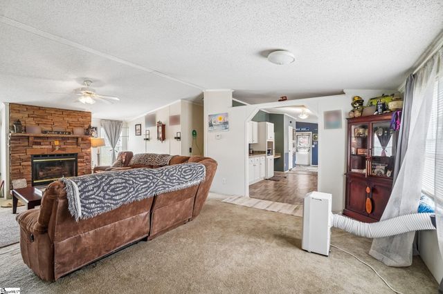 620 Courtland Way, Greer, SC 29651