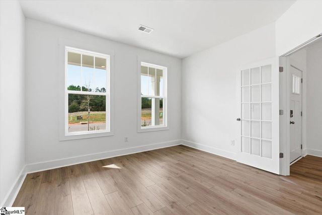 118 Terpack Court, Gray Court, SC 29645