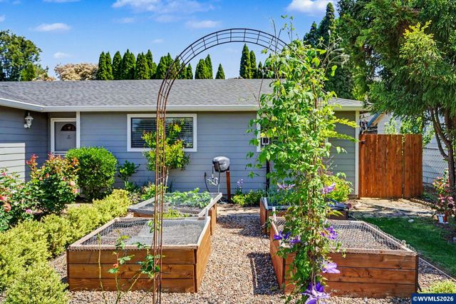 4444 39th Av NE, Salem, OR 97305