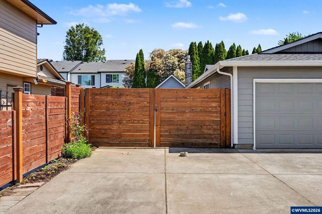 4444 39th Av NE, Salem, OR 97305