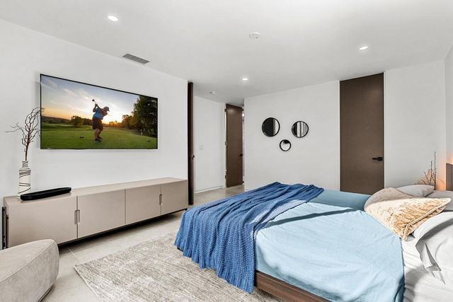 391 Gran Via, Palm Desert, CA 92260