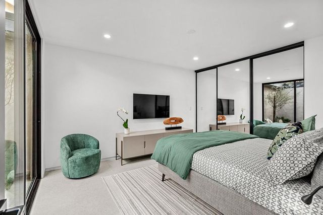 391 Gran Via, Palm Desert, CA 92260