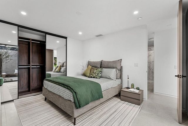 391 Gran Via, Palm Desert, CA 92260