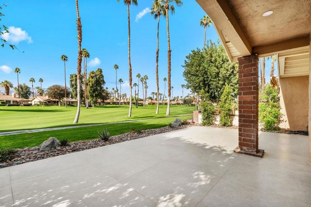 391 Gran Via, Palm Desert, CA 92260
