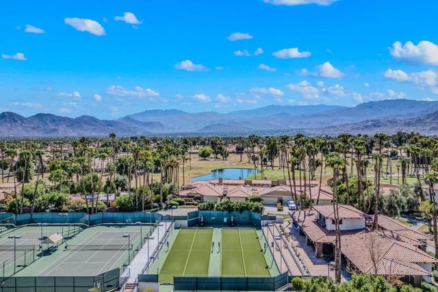 391 Gran Via, Palm Desert, CA 92260