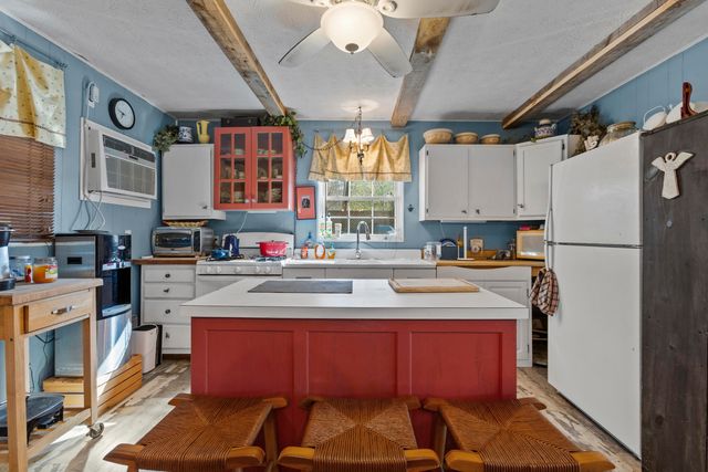 1810 Calk Lake Road, Jeffersonville, KY 40337