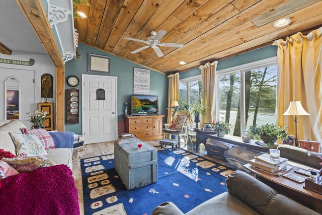 1810 Calk Lake Road, Jeffersonville, KY 40337