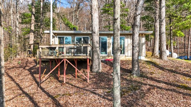 1810 Calk Lake Road, Jeffersonville, KY 40337