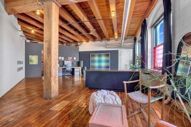 249 A Studio 26, Boston, MA 02210