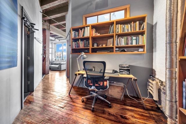 249 A Studio 26, Boston, MA 02210