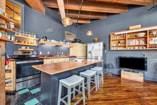 249 A Studio 26, Boston, MA 02210