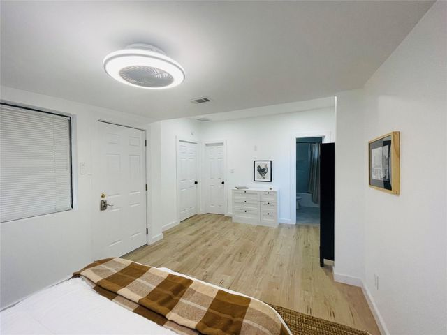 1403 Newfield LN, Austin, TX 78703