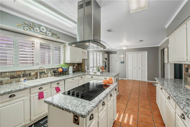 2513 Arbor Drive, Bryan, TX 77802