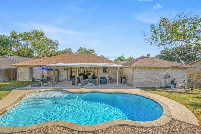 2513 Arbor Drive, Bryan, TX 77802